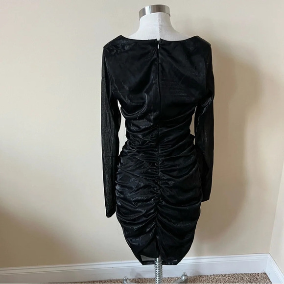 Lulus Night at the Club Black Metallic Cutout Bodycon Mini Dress 17395 - Picture 6 of 9